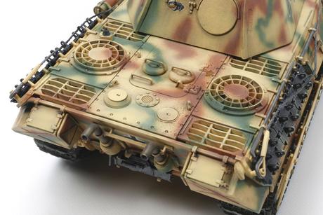 TAM35345 - 1/35 Tamiya German Panther Ausf D Tank