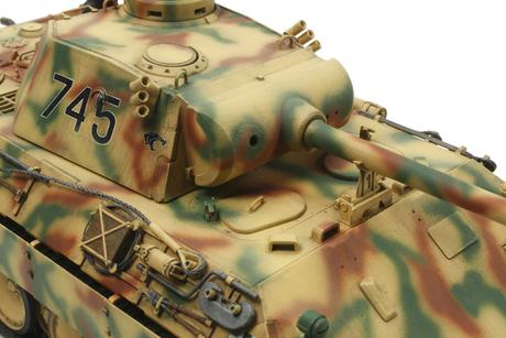 TAM35345 - 1/35 Tamiya German Panther Ausf D Tank