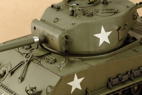 TAM35346 - 1/35 Tamiya US M4A3E8 Sherman Easy Eight Tank European Theater