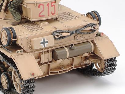 TAM35378 - 1/35 Tamiya German PzKpfw IV Ausf G SdKfz 161/1 Early Production Tank w/4 Crew