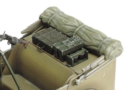 TAM37015 - 1/35 Tamiya German Horch Kfz15 Vehicle N African Campaign