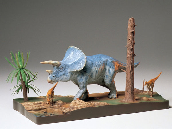 TAM60104 - 1/35 Tamiya Triceratops Dinosaur Diorama Set