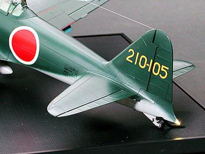 TAM60311 - 1/32 Tamiya Mitsubishi A6M5 Zero Fighter w/LED Lighting & Sound