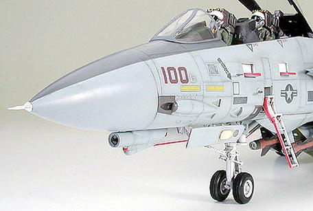 TAM60313 - 1/32 Tamiya F14A Tomcat Black Knights Defense Fighter