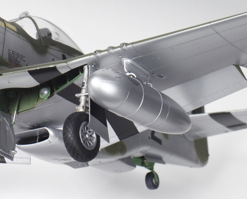 TAM60322 - 1/32 Tamiya P51D Mustang Fighter