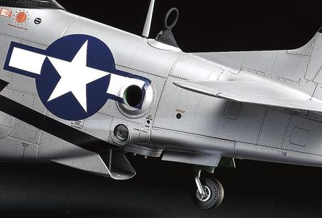 TAM60323 - 1/32 Tamiya P51D/K Mustang Fighter Pacific Theater