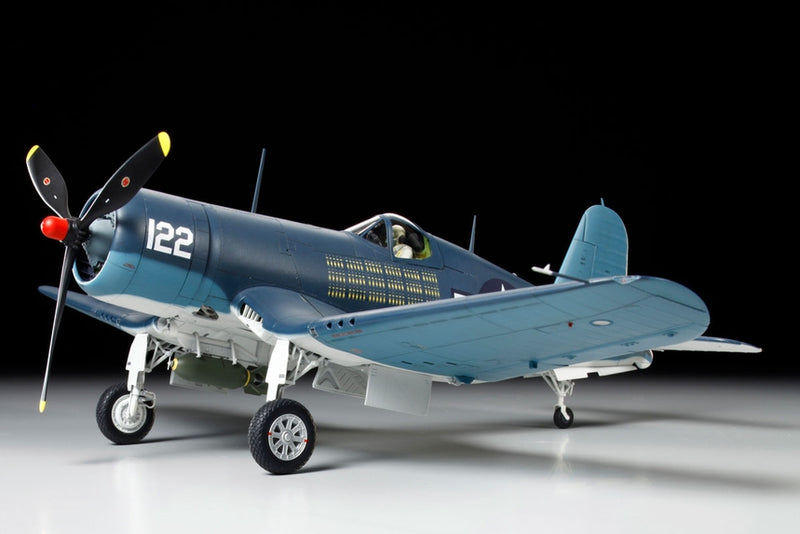 TAM60325 - 1/32 Tamiya F4U1A Corsair Fighter