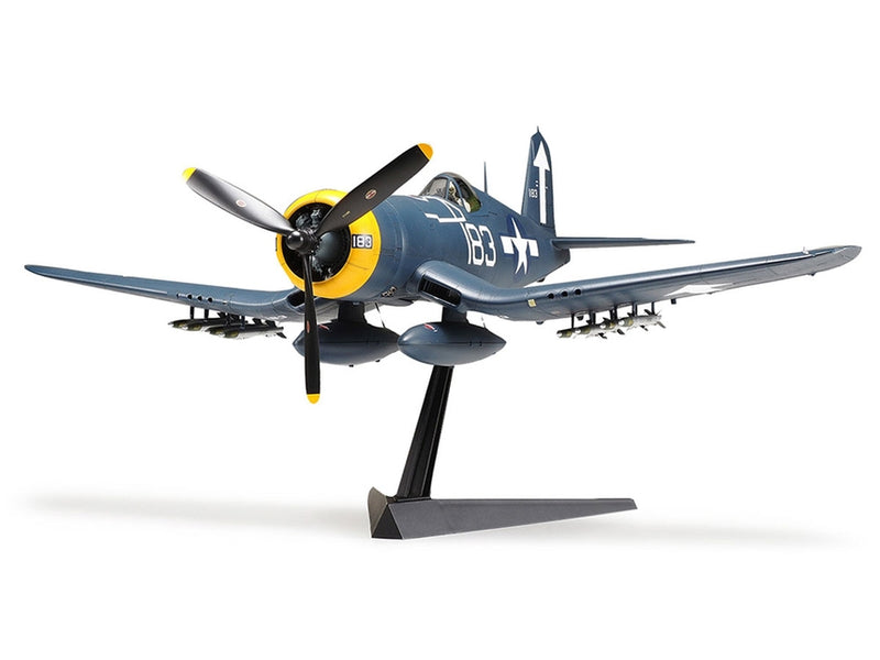 TAM60327 - 1/32 Tamiya F4U1D Corsair Fighter