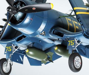 TAM60327 - 1/32 Tamiya F4U1D Corsair Fighter