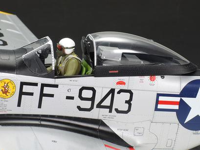 TAM60328 - 1/32 Tamiya F51D Mustang Fighter Korean War