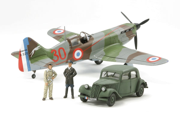 TAM61109 - 1/48 Tamiya Dewoitine D520 French Aces Aircraft w/Staff Car