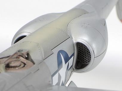 TAM61123 - 1/48 Tamiya P38J Lightning Fighter