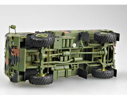 M1078 LMTV STANDARD CARGO TRUCK 1/35