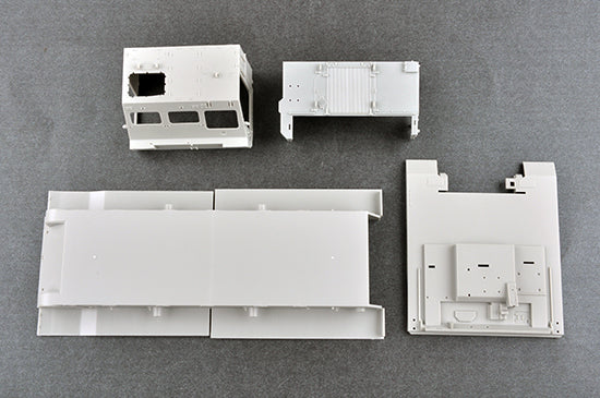 M4 COMMAND & CONTROL VEHICLE (C2V) 1/35