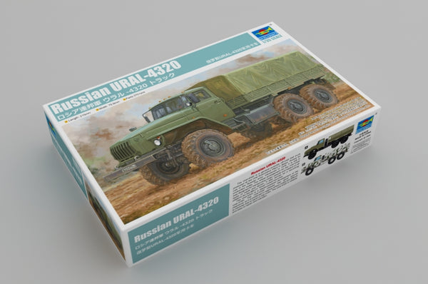 RUSSIAN URAL-4320 1/35