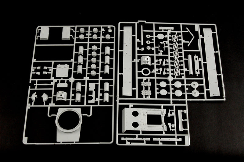 KV-8 HEAVY TANK 1/35