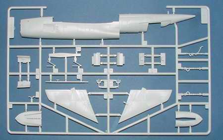 F-107A U-SABRE 1/72