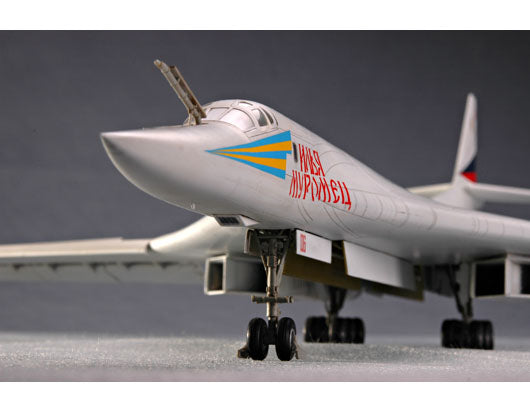 TU-160 BLACKJACK BOMBER 1/72