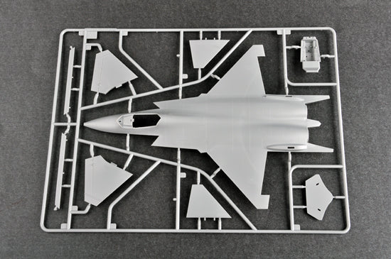 J-31 GYRFALCON 1/72 (AIRSHOW CHINA 2014)