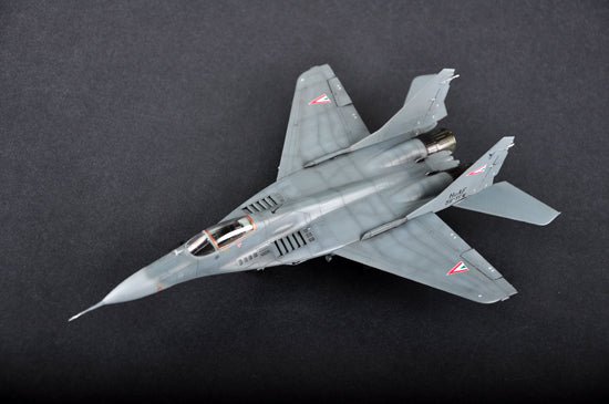 MIG-29A FULCRUM (IZDELIYE 9.12) 1/72