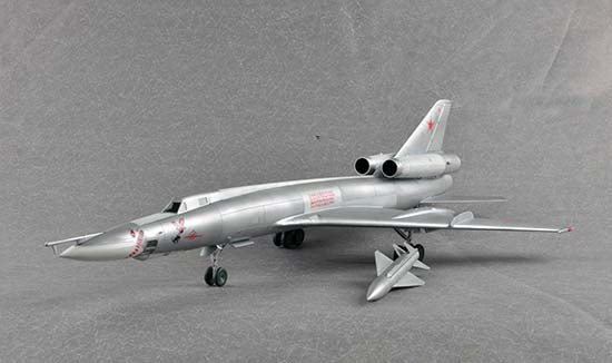 TU-22 BLINDER TACTICAL BOMBER 1/72