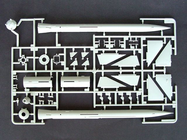 SAM-2 MISSILE WITH LAUNCHER CABIN 1/35