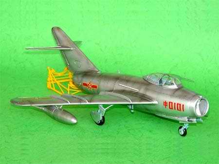 MIG-17F FRESCO (F-5) 1/32