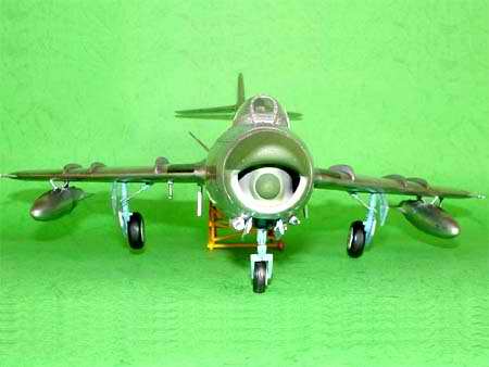 MIG-17PF FRESCO (F-5A) 1/32