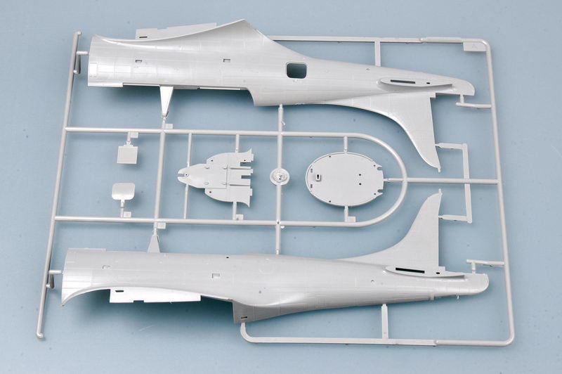 SBD-3/4/A-24A DAUNTLESS 1/32