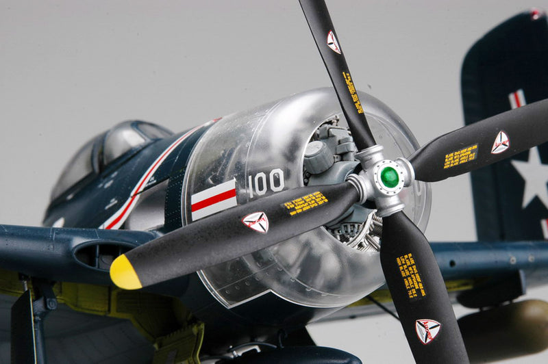 F8F-1 BEARCAT 1/32