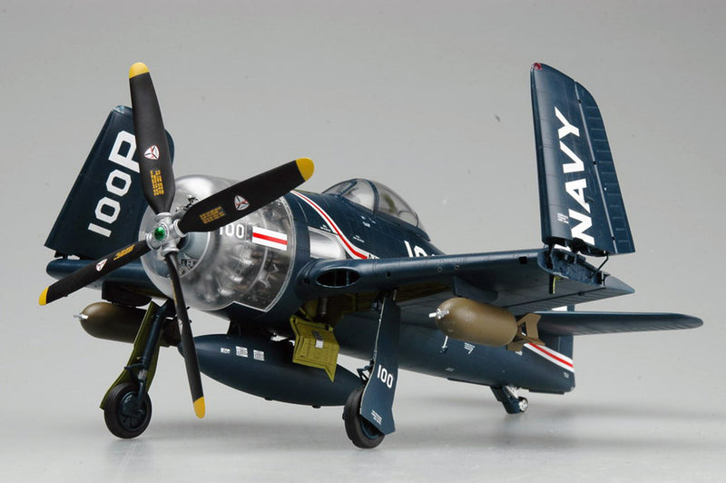 F8F-1 BEARCAT 1/32