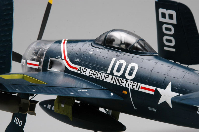 F8F-1 BEARCAT 1/32