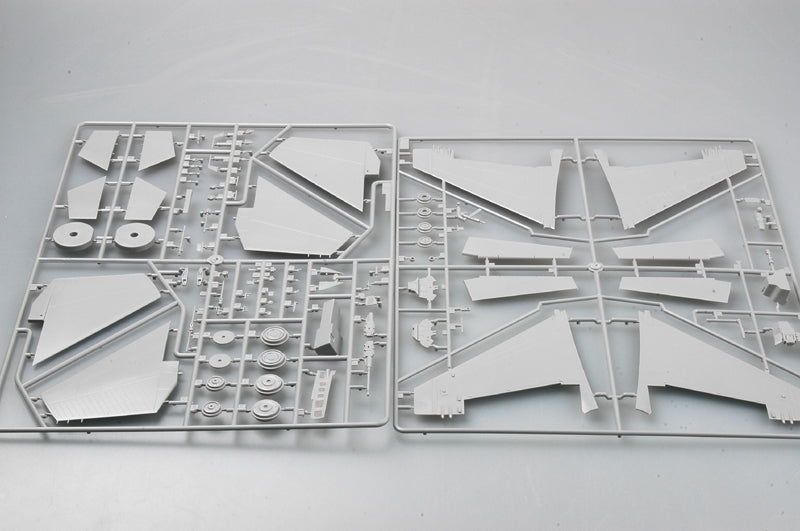 Trumpeter 1/32 Sukhoi Su30MKK Flanker G Aircraft Model Kit