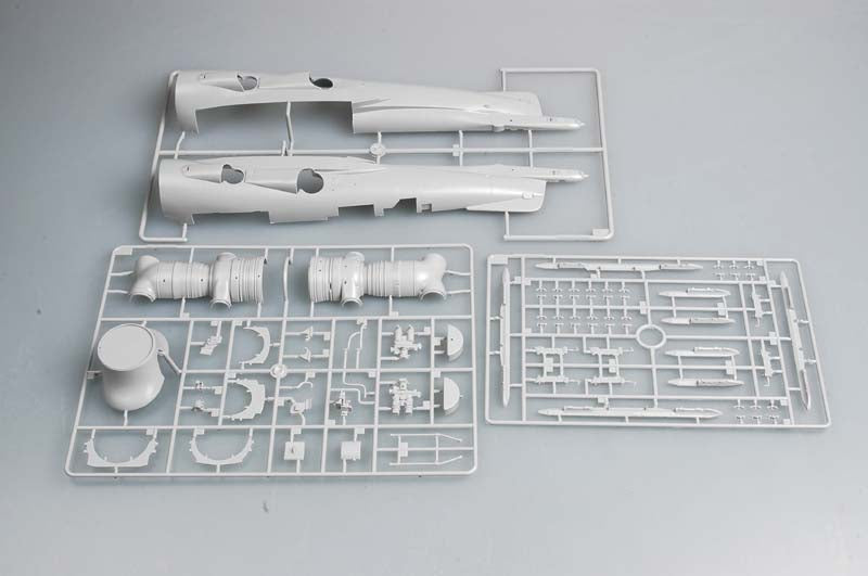 Trumpeter 1/32 AV8B Harrier II Night Attack Aircraft Model Kit