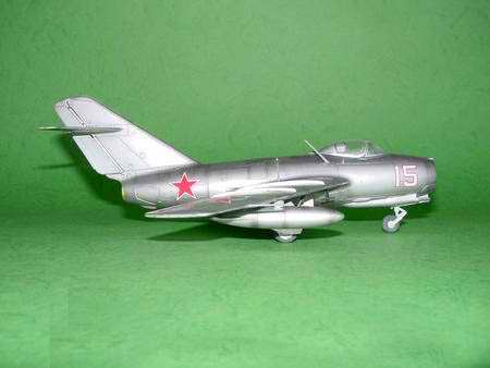 MIG-15 BIS FAGOT-B 1/48