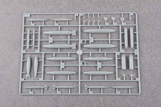 Trumpeter US A-37B Dragonfly Model Kit