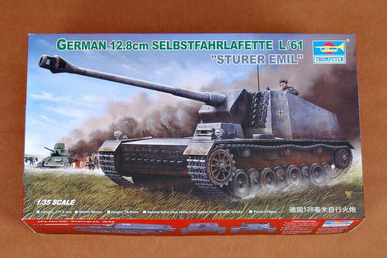 Trumpeter 1/35 German 12.8cm Tank Destroyer L/61 Sturer Emil