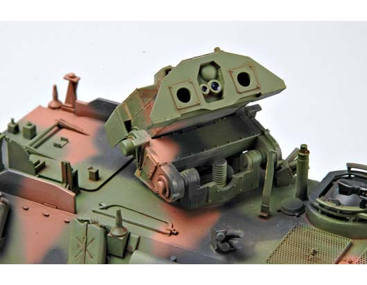 LAV-AT LIGHT ARMORED VEH ANTITANK 1/35