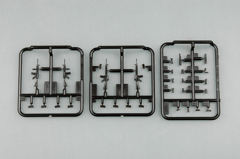 MODERN US SOLDIER LOGISTIC SUPPTEAM 1/35