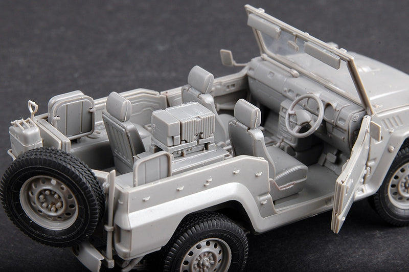 JGSDF TYPE 73 LIGHT TRUCK SHIN 1/35