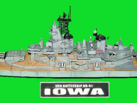 BB-61 IOWA 1984 1/700