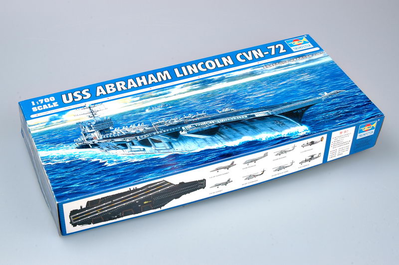 Trumpeter USS Abraham Lincoln CVN72 Aircraft Carrier (1/700 Scale)