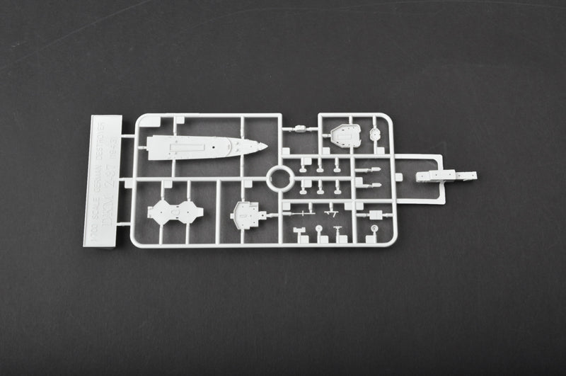 GERMAN Z-37, 1943 1/700