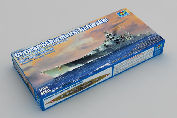 GERMAN SCHARNHORST BATTLESHIP 1/700