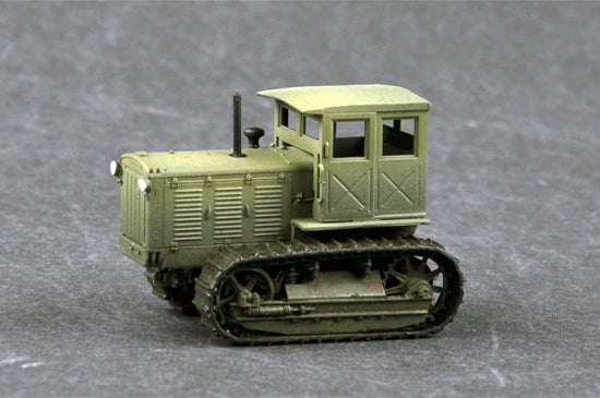 RUSSIAN CHTZ S-65 TRACTOR W/CAB 1/72