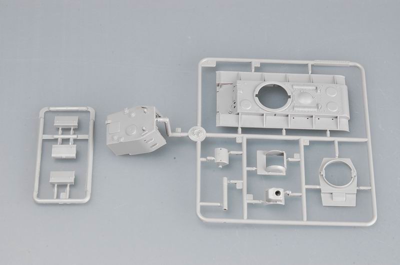 SOVIET KV-2 M1940 TANK 1/72