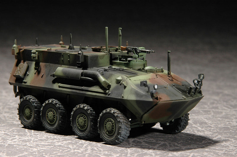 LAV-C2 (COMMAND & CONTROL) 1/72