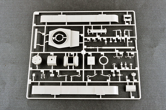 RUSSIAN KV-3 HEAVY TANK 1/35