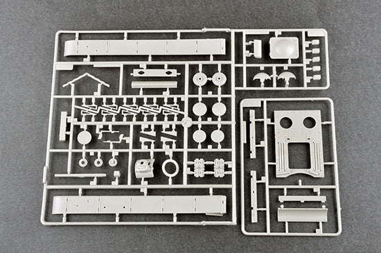 RUSSIAN KV-9 HEAVY TANK 1/35