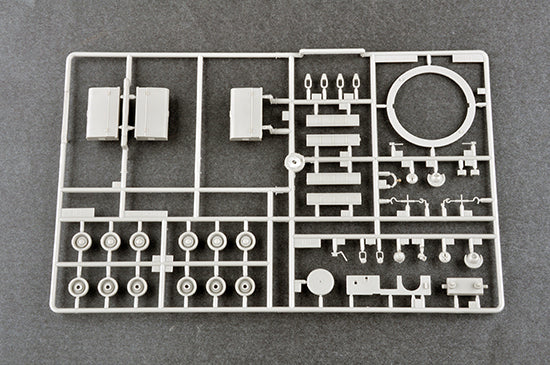 RUSSIAN KV-9 HEAVY TANK 1/35